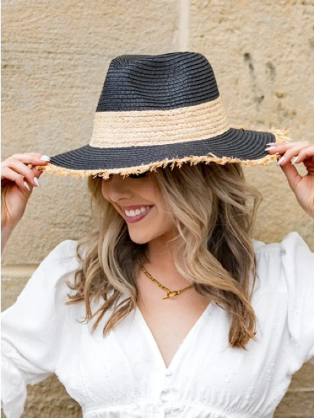 Women’s Black & Natural Straw Wide-Brim Fedora Hat